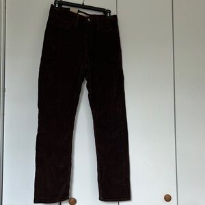Levi’s Wedgie Straight Brown Corduroy Jeans. Size 4 short.